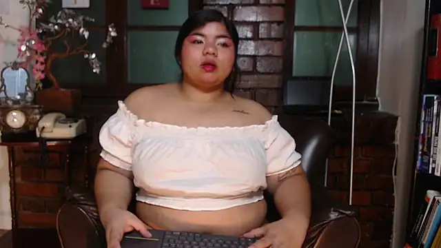 Lia Arellano online show from December 1, 7:08 pm