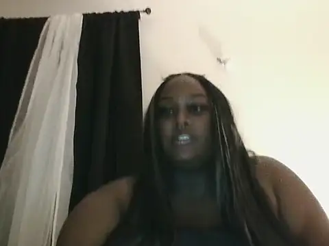 Snapshot of Cocomamii1 chatting on October 19, 2:23 am Cocomamii1 online show from October 19, 2:23 am