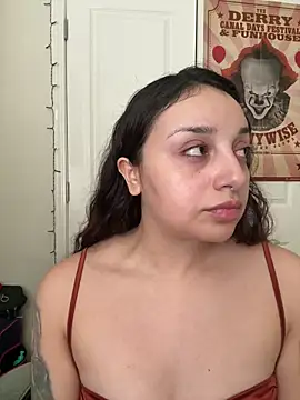 CharmingMaddie online show from February 28, 7:04 pm