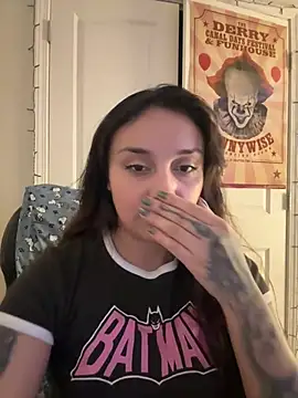 CharmingMaddie online show from March 22, 4:27 am