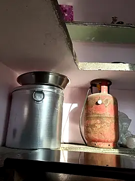 Love-pari077 online show from April 17, 1:52 am