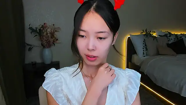 Snapshot of SoulHarmoonyy chatting on October 1, 1:28 pm SoulHarmoonyy online show from October 1, 1:28 pm