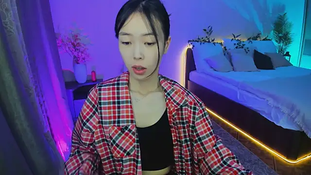 Snapshot of SoulHarmoonyy chatting on November 9, 4:11 am SoulHarmoonyy online show from November 9, 4:11 am