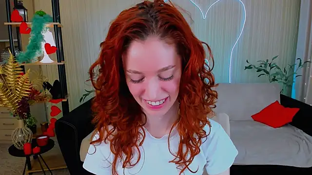 ChristinaConteeree online show from July 16, 7:20 pm