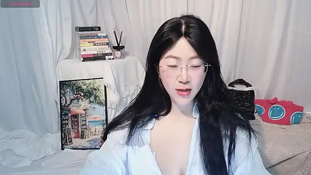 Emmaq996 online show from March 21, 1:10 am