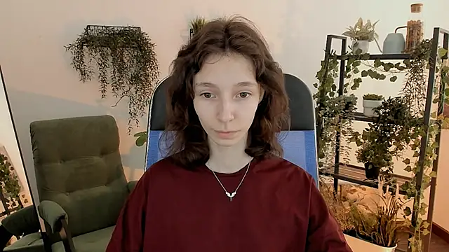 EmmanuellBrown online show from April 7, 9:21 am