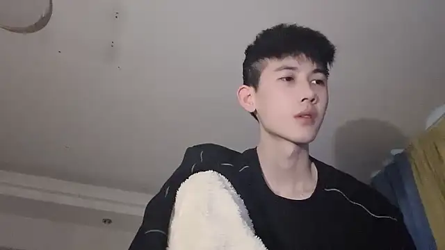 xiaojie2563 online show from March 19, 7:01 am