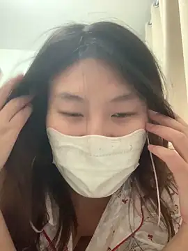 Snapshot of mmm6660 chatting on November 6, 2:18 pm mmm6660 online show from November 6, 2:18 pm