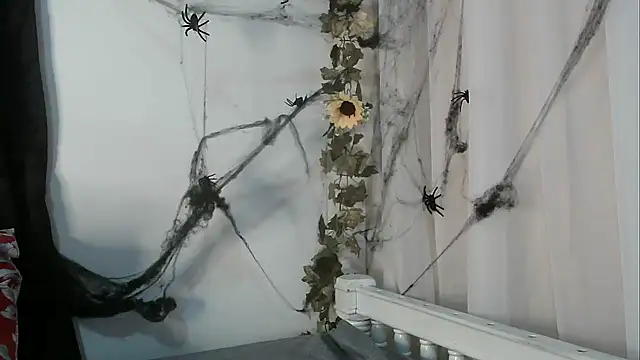 Snapshot of angelainparis28 chatting on October 25, 4:53 am angelainparis28 online show from October 25, 4:53 am