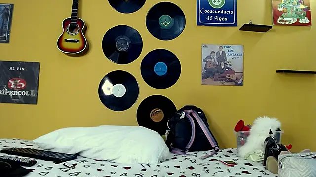 meisevil77 online show from February 23, 2:53 am