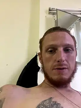 Snapshot of BIGxRED chatting on September 15, 8:20 pm BIGxRED online show from September 15, 8:20 pm