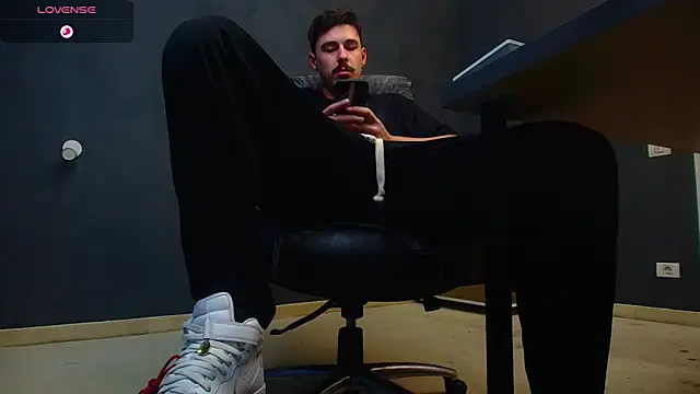 EnzoRace online show from October 29, 5:53 am