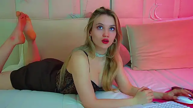 StacyEvances online show from January 9, 6:31 pm