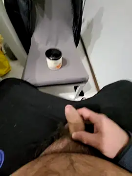 giova17cm online show from November 24, 9:58 pm