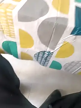 giova17cm online show from April 15, 12:45 pm