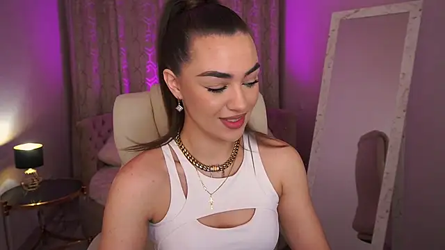 EricaSin online show from April 17, 6:27 am