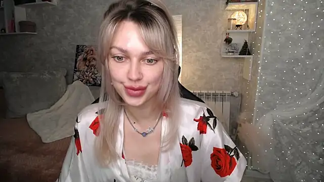 Snapshot of NickyAdamidi chatting on January 9, 1:14 pm NickyAdamidi online show from January 9, 1:14 pm