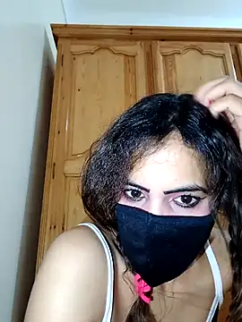 ghadiraa online show from February 6, 1:10 am