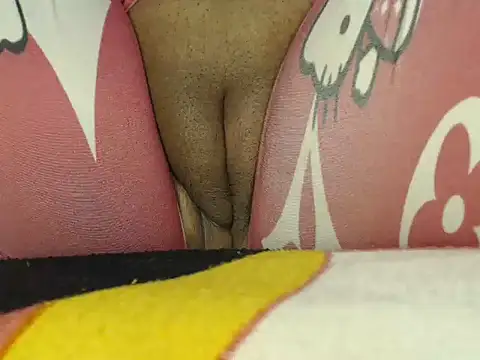 Snapshot of Love_dirtyextreme chatting on June 16, 6:32 pm Love dirtyextreme online show from June 16, 6:32 pm