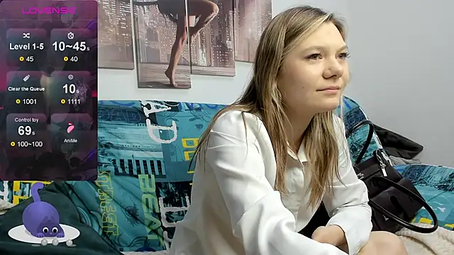 Sunny Sammy online show from October 8, 1:25 am