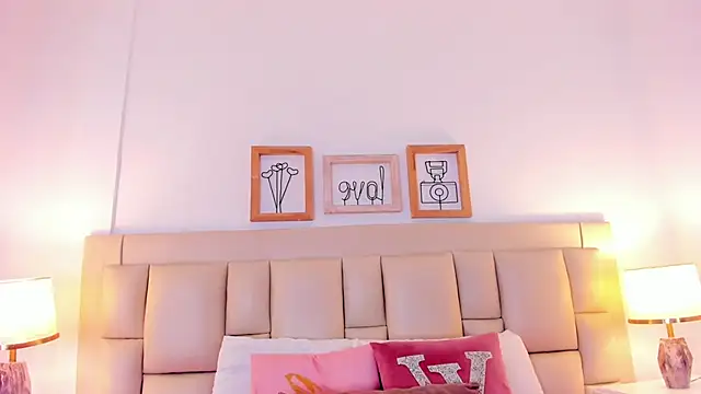 HarleyQueen666 online show from November 30, 11:25 am