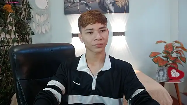 nathanclay online show from December 21, 3:57 am