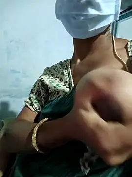 Snapshot of TeluguhotRani chatting on October 6, 4:37 pm TeluguhotRani online show from October 6, 4:37 pm