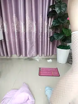 Snapshot of Jess-Thuy chatting on January 10, 1:29 am Jess-Thuy online show from January 10, 1:29 am