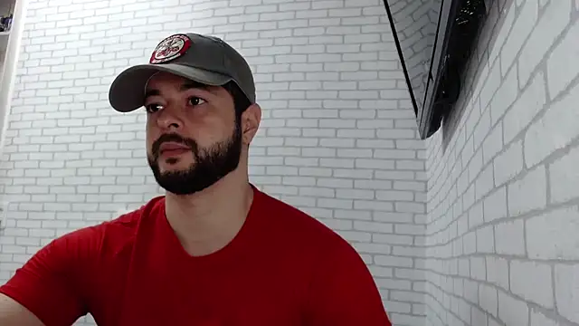 Snapshot of BombeiroHotx chatting on November 1, 8:55 pm BombeiroHotx online show from November 1, 8:55 pm