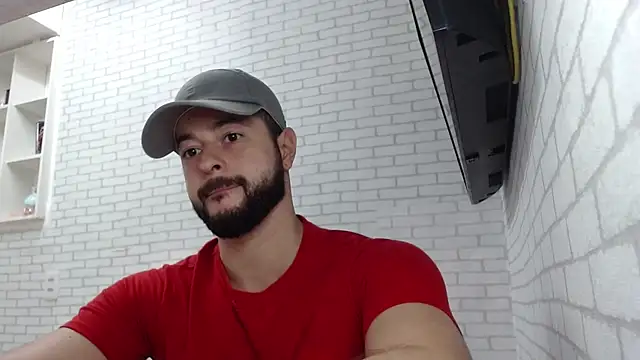 BombeiroHotx online show from April 13, 9:20 pm