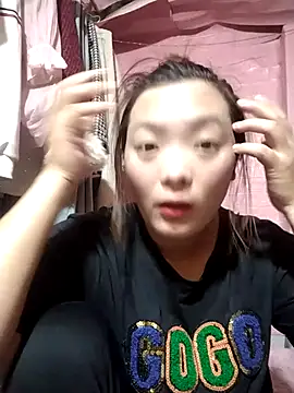 Snapshot of Thuyta chatting on September 29, 1:44 am Thuyta online show from September 29, 1:44 am