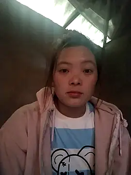 Snapshot of Thuyta chatting on October 13, 1:49 am Thuyta online show from October 13, 1:49 am