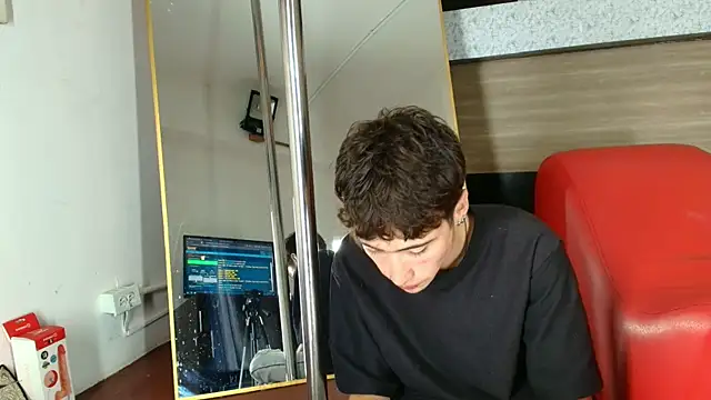  DantFox  online show from October 8, 8:17 pm