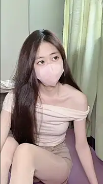 Snapshot of Ninii-b chatting on October 1, 7:36 am Ninii-b online show from October 1, 7:36 am