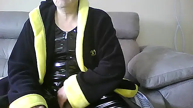 geli45 online show from April 12, 10:09 am