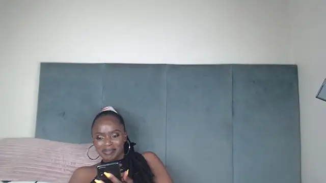 Jah-Queen online show from December 18, 6:58 pm