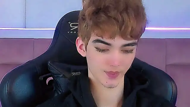 Baby FenixTS online show from March 7, 10:45 am