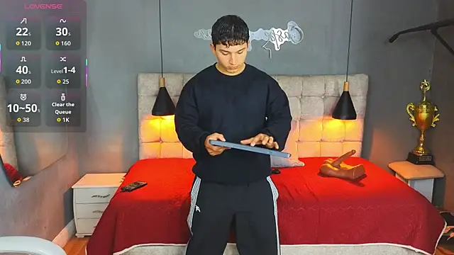 Horny nick18 online show from October 9, 10:35 am