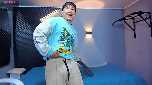 Horny nick18 online show from March 31, 11:43 am