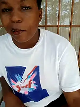 Snapshot of SweetHoney21_ chatting on March 27, 9:10 am SweetHoney21 online show from March 27, 9:10 am