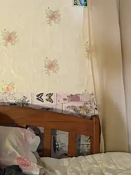 Kimberly-Ferarren online show from April 10, 10:58 pm