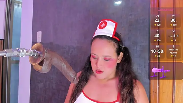 Snapshot of dalia_roses chatting on October 29, 1:30 am dalia roses online show from October 29, 1:30 am