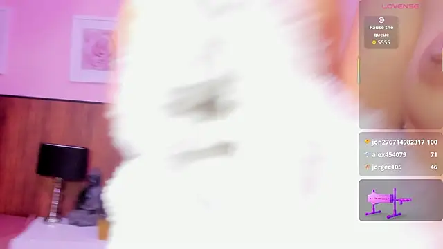 Snapshot of dalia_roses chatting on December 14, 1:22 am dalia roses online show from December 14, 1:22 am