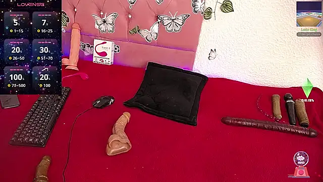 Snapshot of wetmoonhott chatting on November 8, 12:49 pm wetmoonhott online show from November 8, 12:49 pm