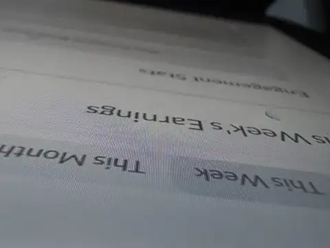 EssenceLovers online show from February 10, 4:05 am