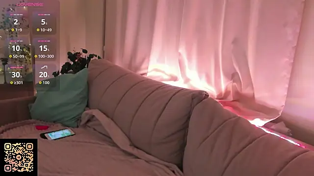 Snapshot of sandra_jackson chatting on January 14, 2:50 am sandra jackson online show from January 14, 2:50 am