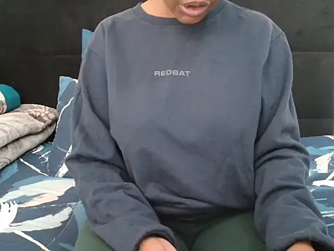 CreamySexyPussy online show from October 21, 7:20 am