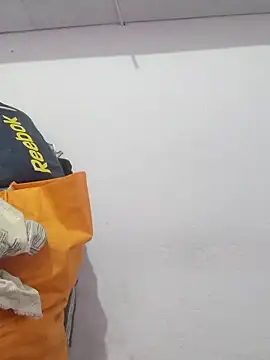 poojam93 online show from October 29, 2:14 am