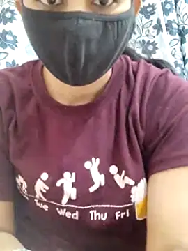 poojam93 online show from April 7, 4:18 pm