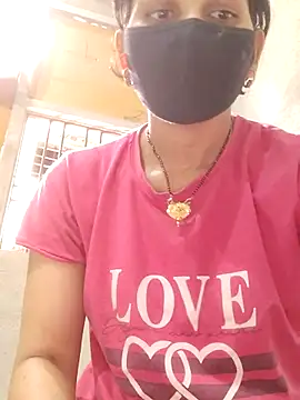 poojam93 online show from July 30, 4:44 am